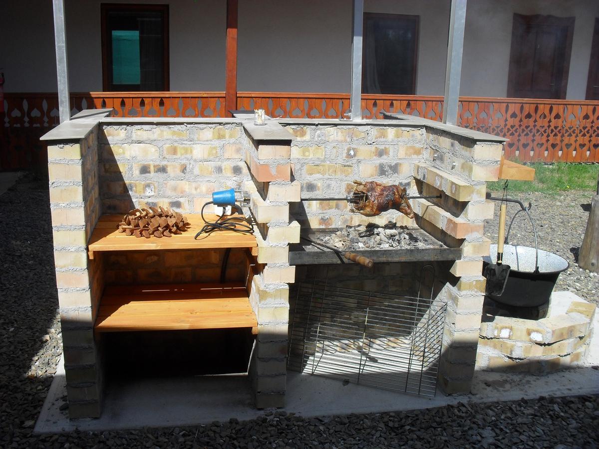 Nyakiglab Villa Szegi エクステリア 写真